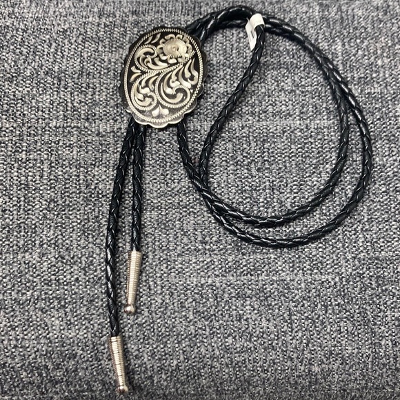 Alpaca Mexico Bolo silver & black leather - Picture 2 of 4